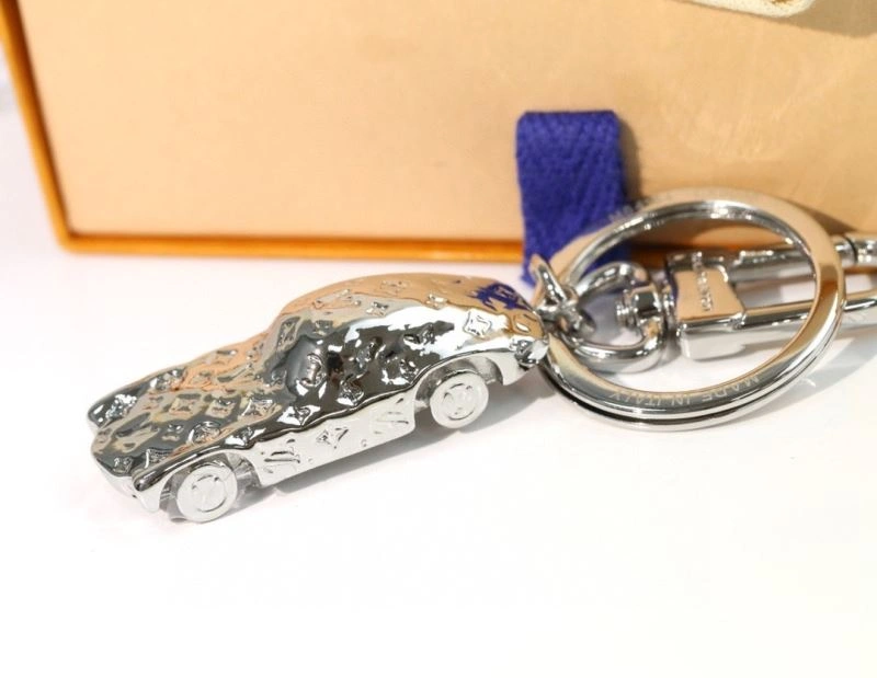 Louis Vuitton Keychains Flexible 266898