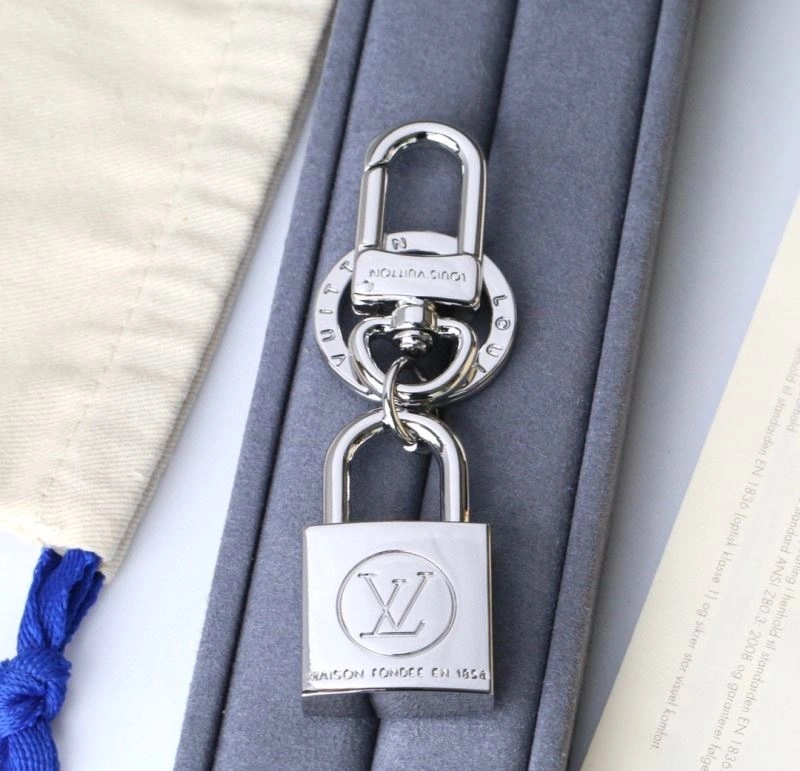 Louis Vuitton Keychains Durable 266888