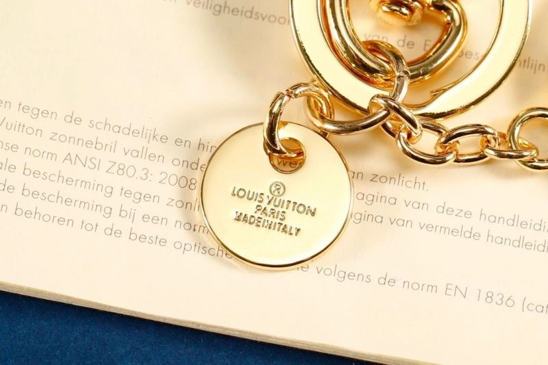 Louis Vuitton Keychains Bold 266863