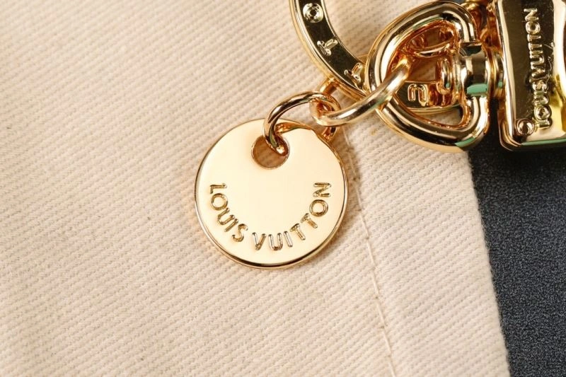 Louis Vuitton Keychains Bold 266863