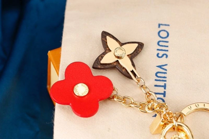 Compact Louis Vuitton Keychains 266851