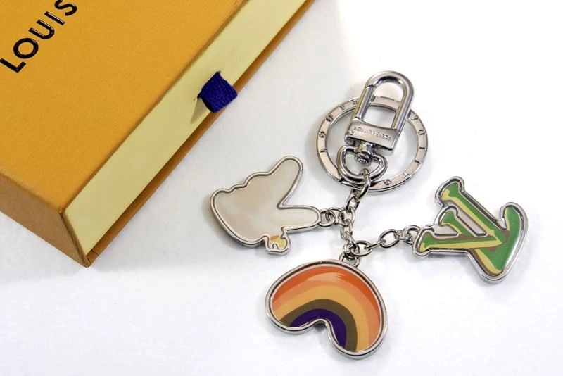 Unisex Louis Vuitton Keychains 266839