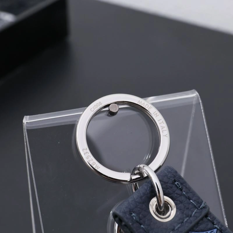 MultiPurpose Louis Vuitton Keychains 266828