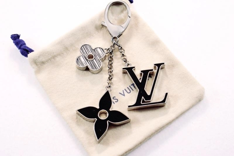 Premium Louis Vuitton Keychains 266830