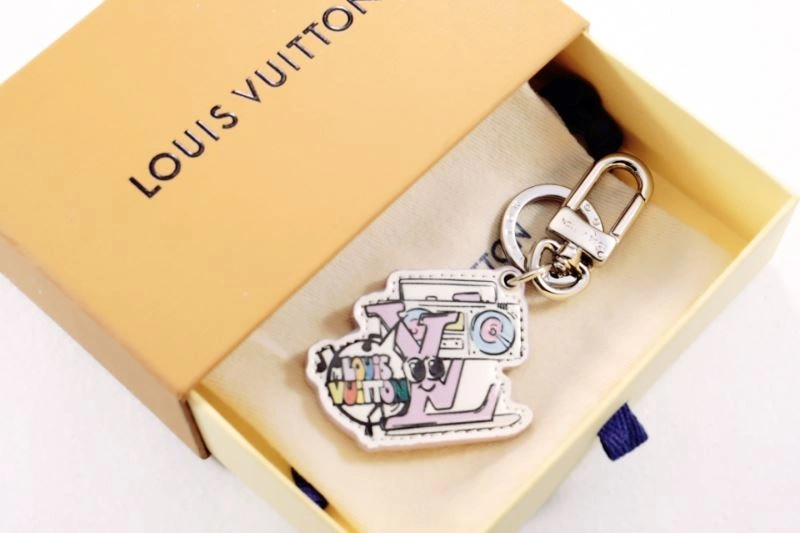 Refined Louis Vuitton Keychains 266827