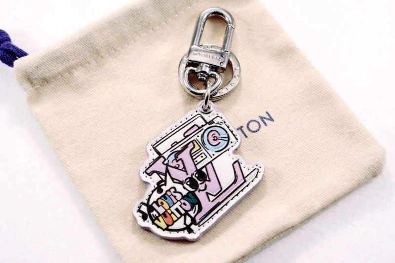Refined Louis Vuitton Keychains 266827