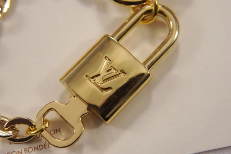 Attractive Louis Vuitton Keychains 266821