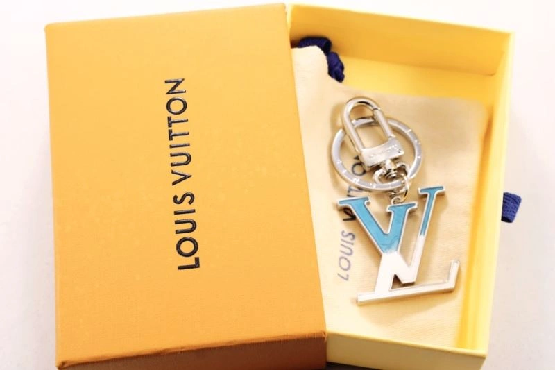TechFriendly Louis Vuitton Keychains 266803