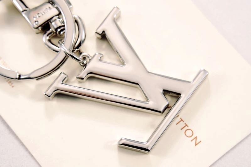 TechFriendly Louis Vuitton Keychains 266803