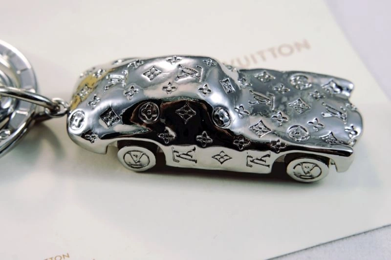 Louis Vuitton Keychains Youthful 266792