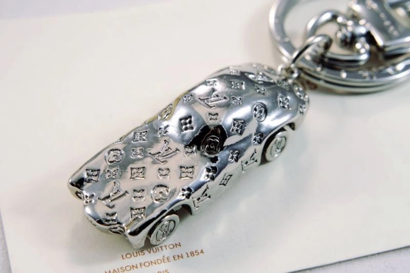 Louis Vuitton Keychains Youthful 266792