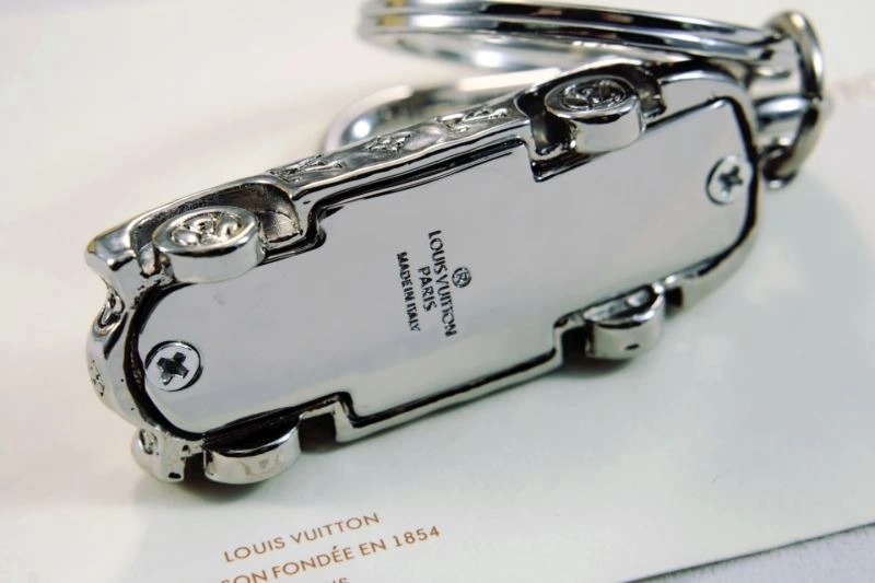Louis Vuitton Keychains Youthful 266792
