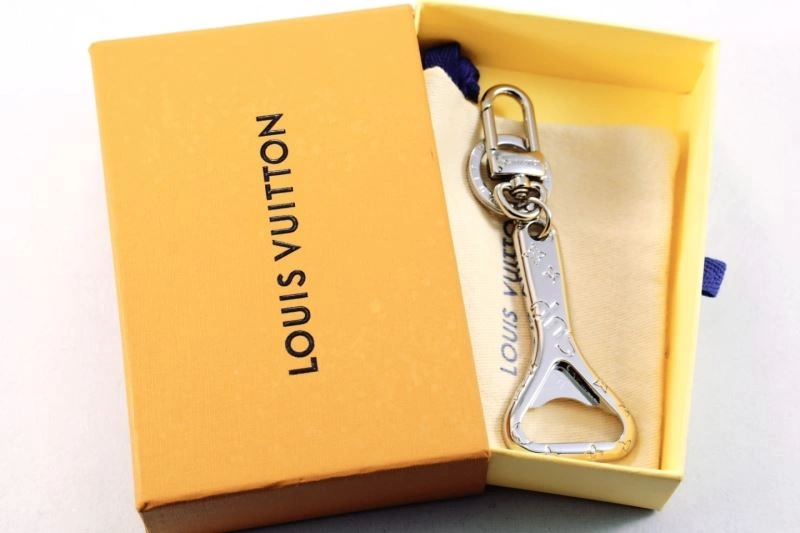 Refined Louis Vuitton Keychains 266819