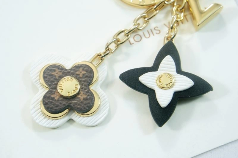 Louis Vuitton Keychains Supportive 266799