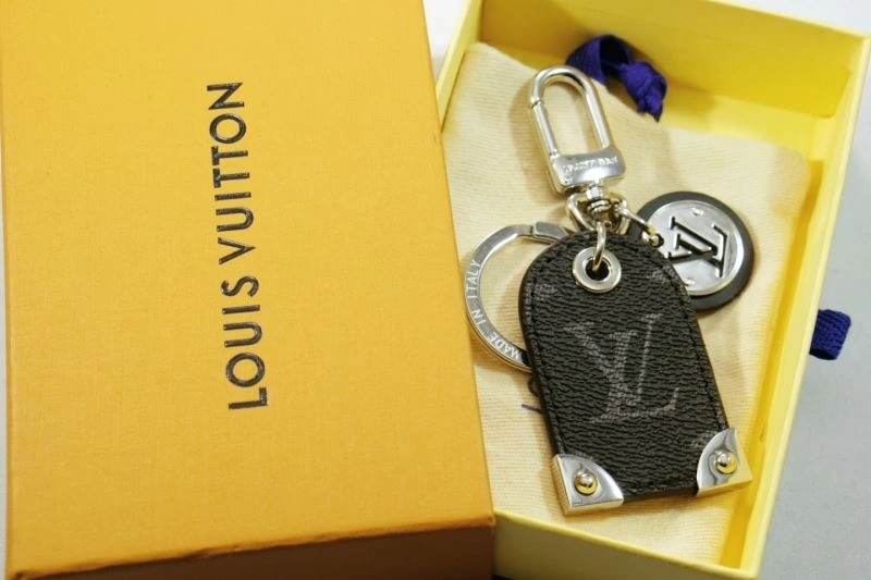 Louis Vuitton Keychains ModernLook 266817
