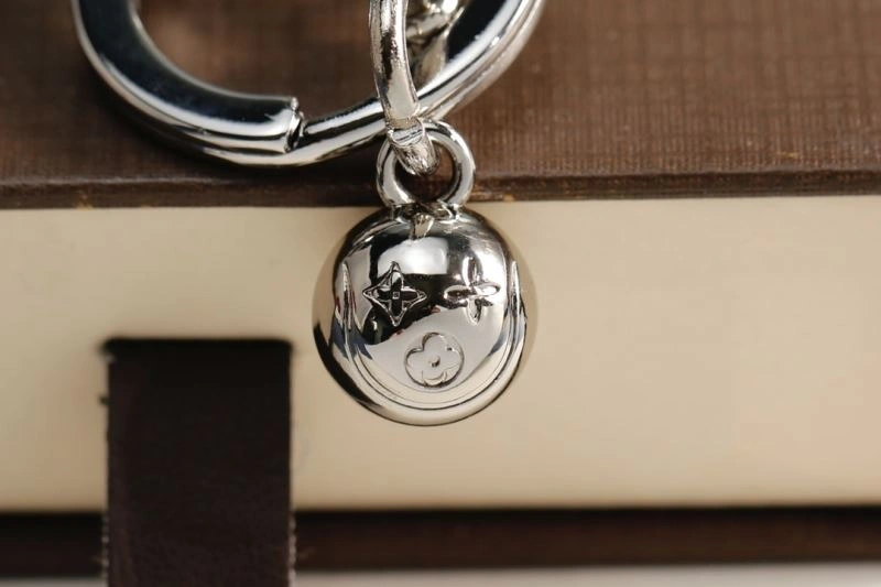 Louis Vuitton Keychains Flexible 266795