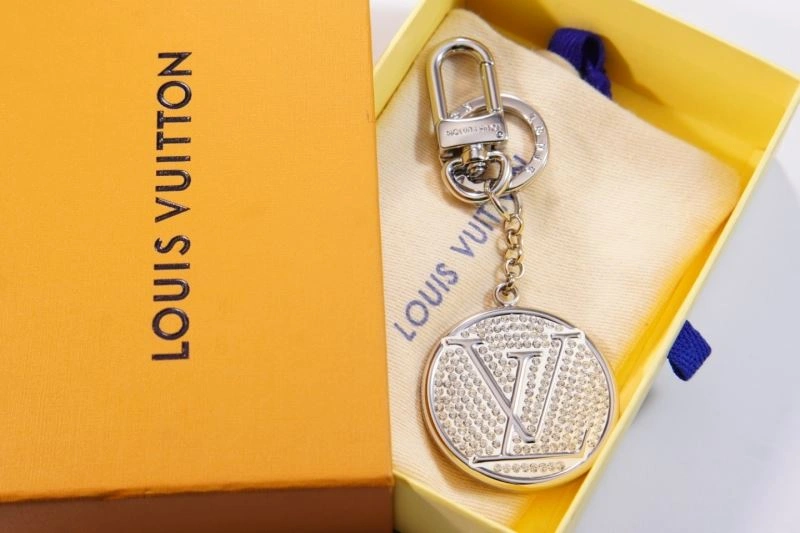 UrbanChic Louis Vuitton Keychains 266793