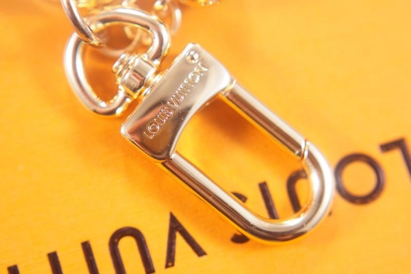 Minimalist Louis Vuitton Keychains 266779