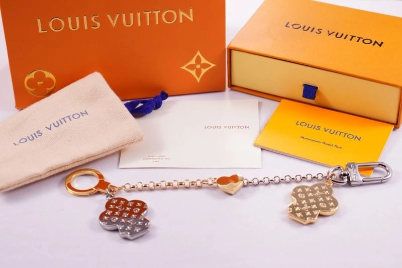 Casual Louis Vuitton Keychains 266750