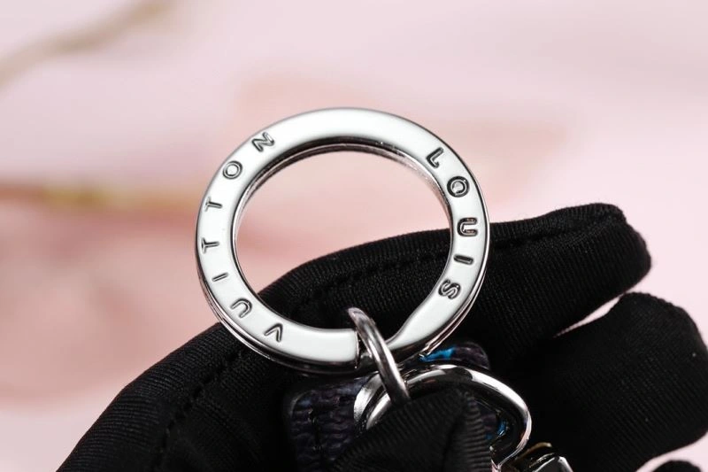 Casual Louis Vuitton Keychains 267522