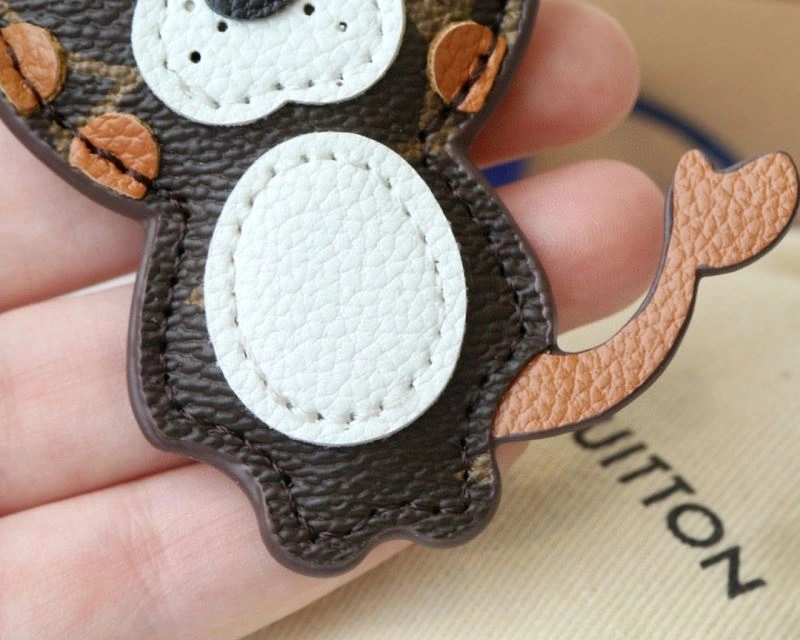 Louis Vuitton Keychains Effortless 267540