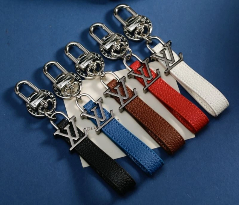 Unisex Louis Vuitton Keychains 267536