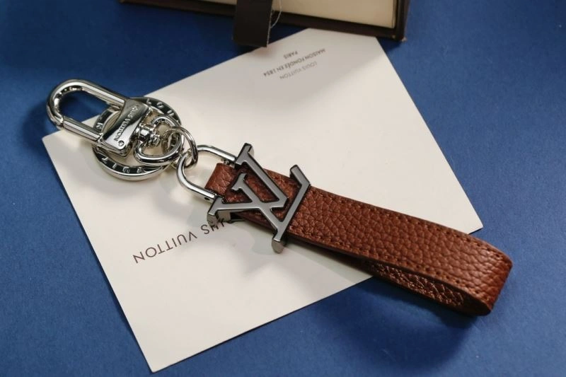 Unisex Louis Vuitton Keychains 267536