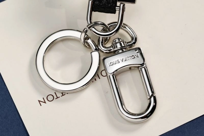 Unisex Louis Vuitton Keychains 267536