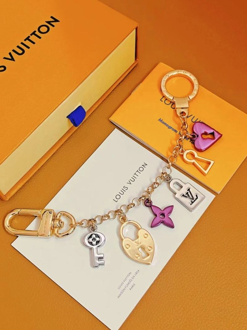 QuickDry Louis Vuitton Keychains 267513