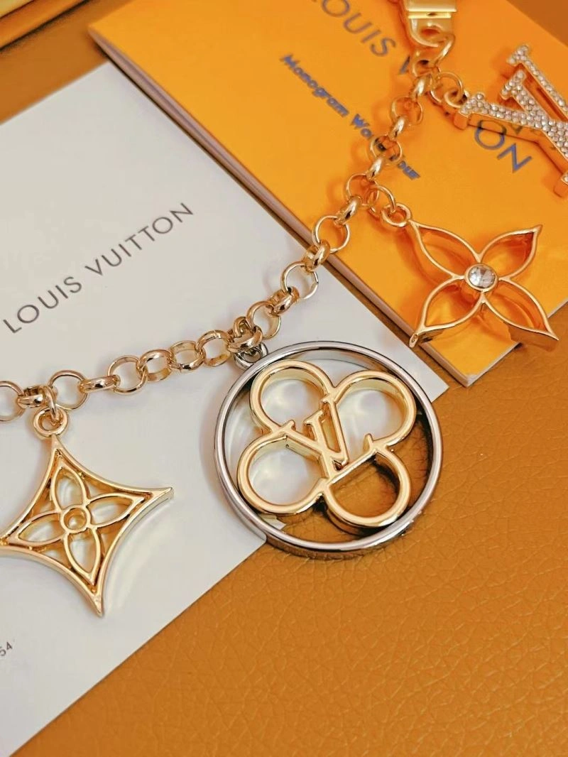 Versatile Louis Vuitton Keychains 267495