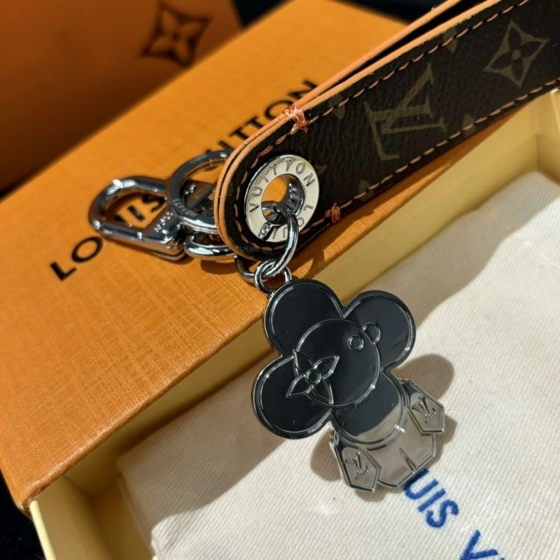 Louis Vuitton Keychains Snug 267511