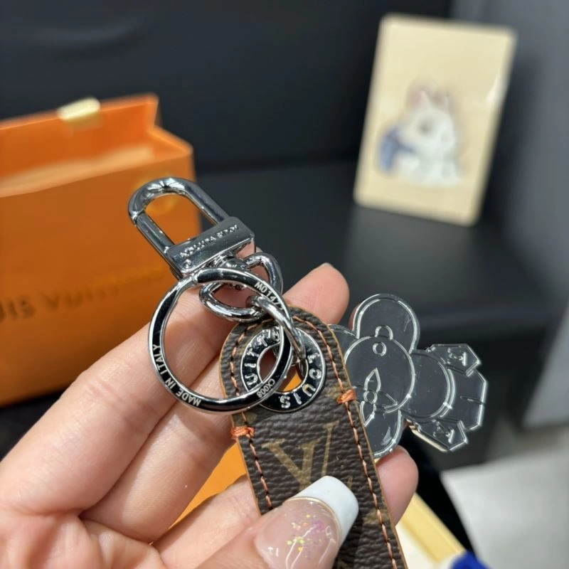 Louis Vuitton Keychains Snug 267511