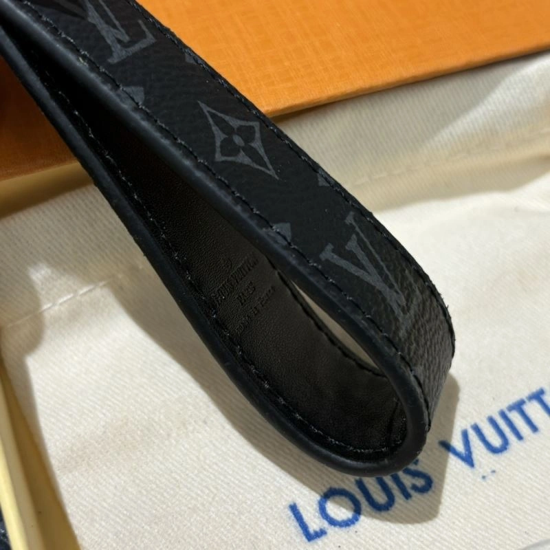 UrbanChic Louis Vuitton Keychains 267491