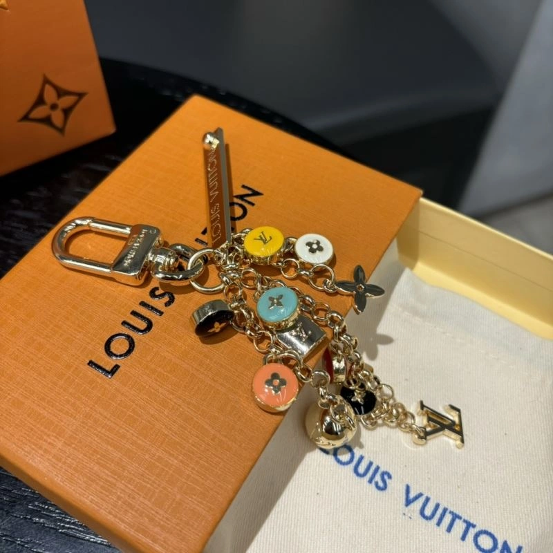 Louis Vuitton Keychains Snug 267487