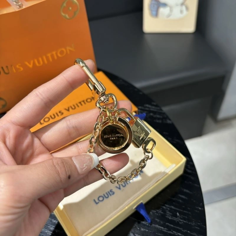 WaterResistant Louis Vuitton Keychains 267490