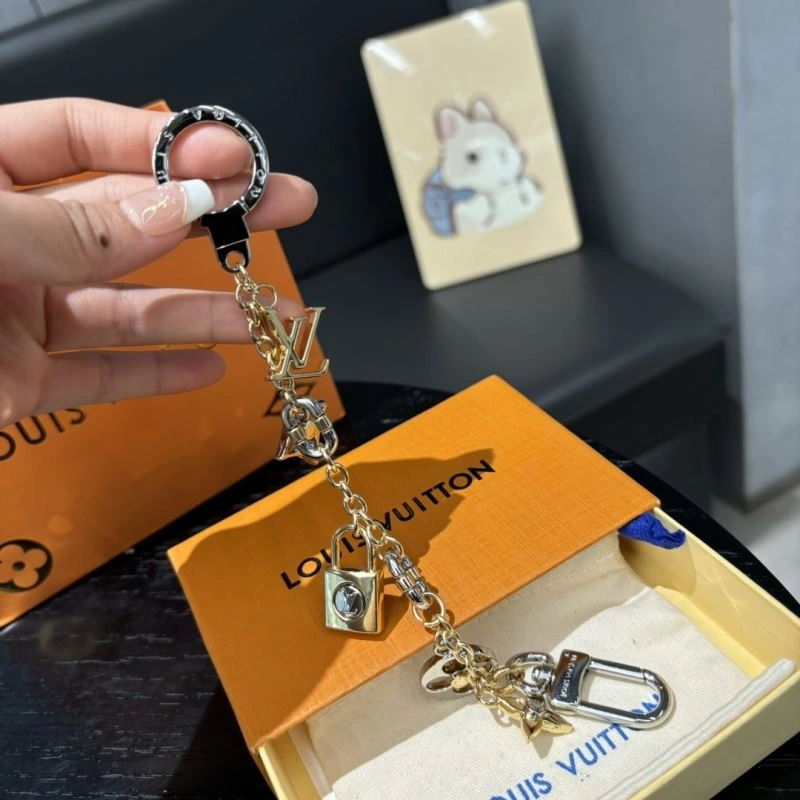 RelaxedFit Louis Vuitton Keychains 267480