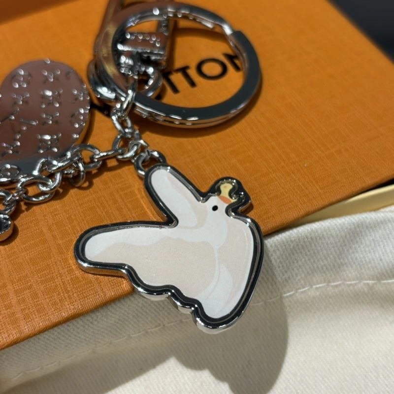Louis Vuitton Keychains Snug 267478