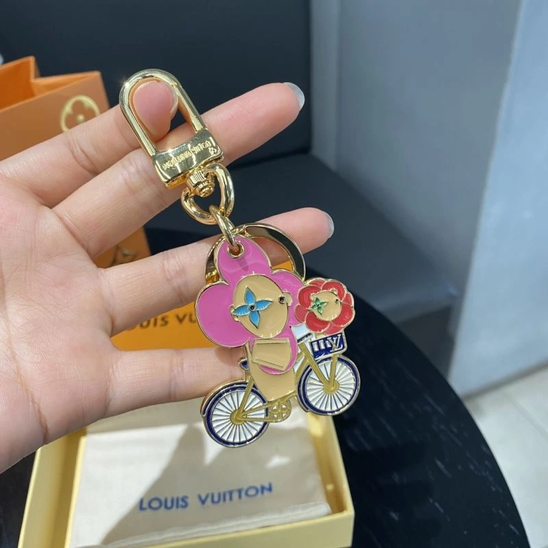 Breathable Louis Vuitton Keychains 267477