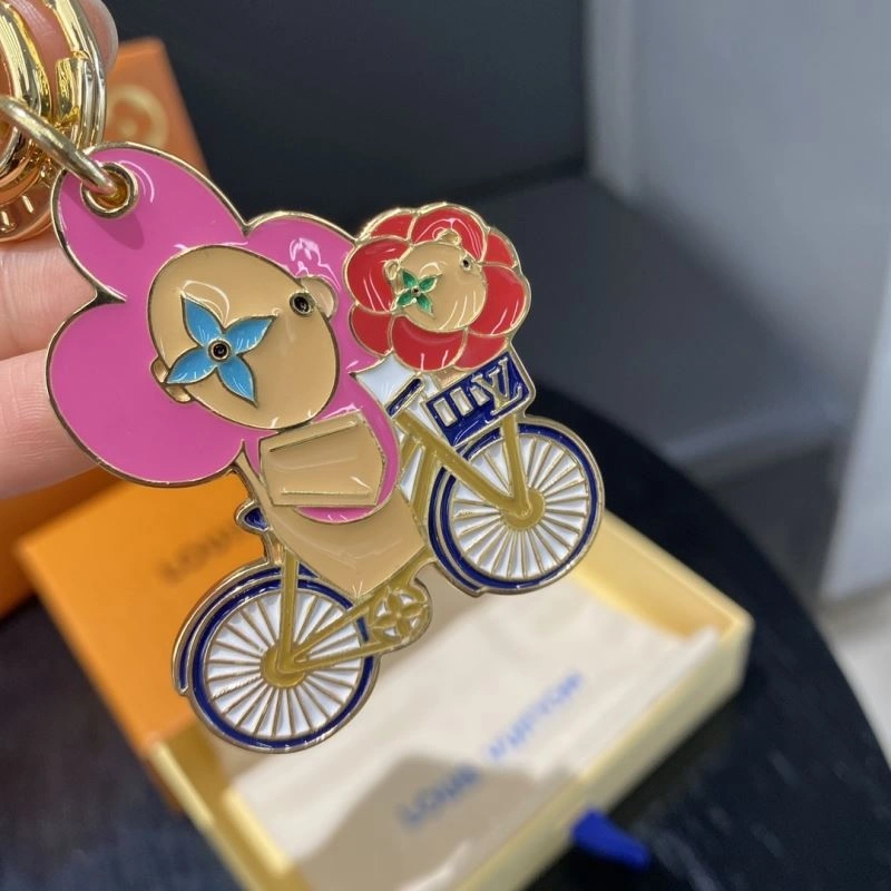 Breathable Louis Vuitton Keychains 267477
