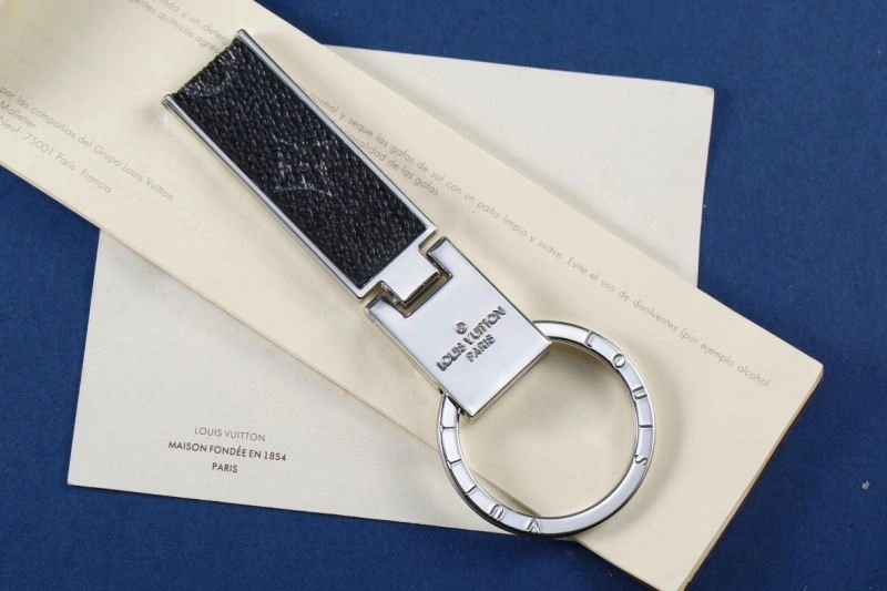 Louis Vuitton Keychains Effortless 265940