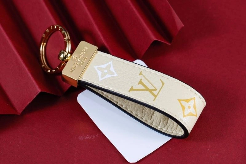 Louis Vuitton Keychains Bright 265930