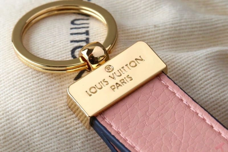 Minimalist Louis Vuitton Keychains 265939