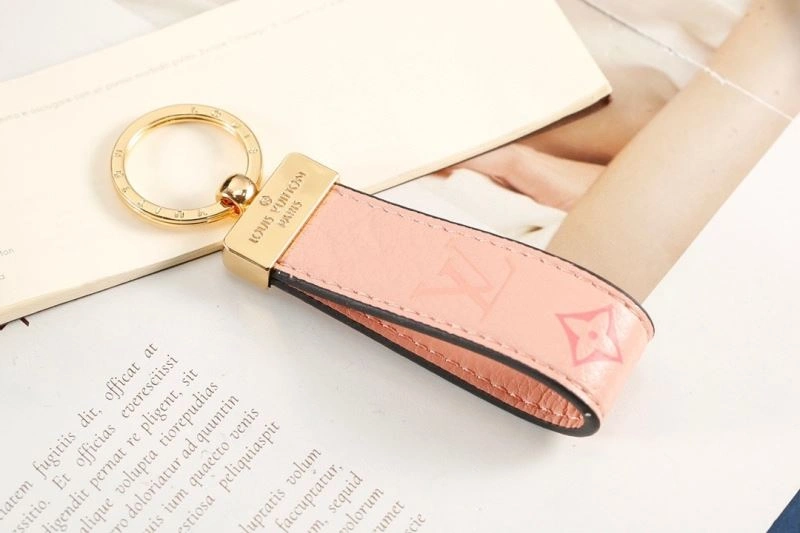 Minimalist Louis Vuitton Keychains 265939