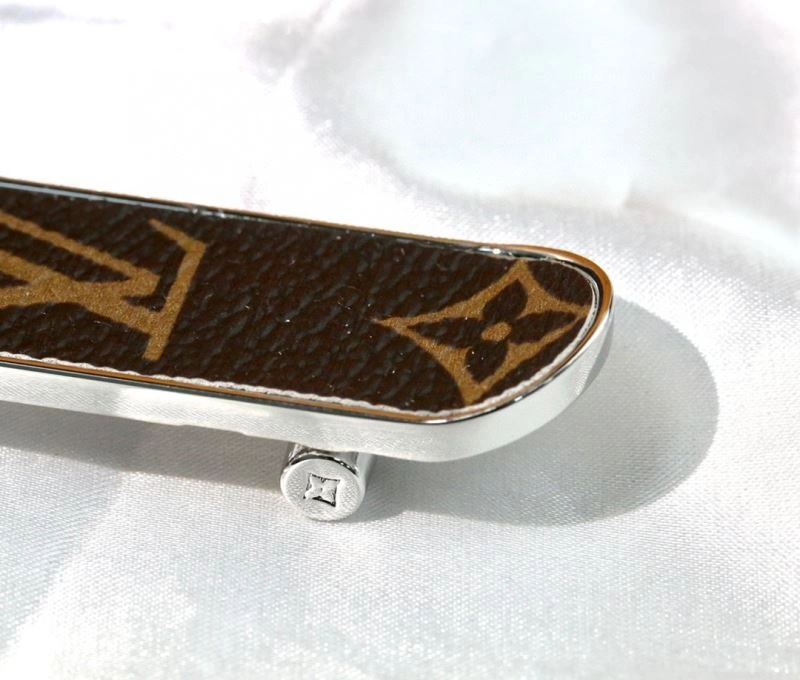 Louis Vuitton Keychains Comfortable 265907