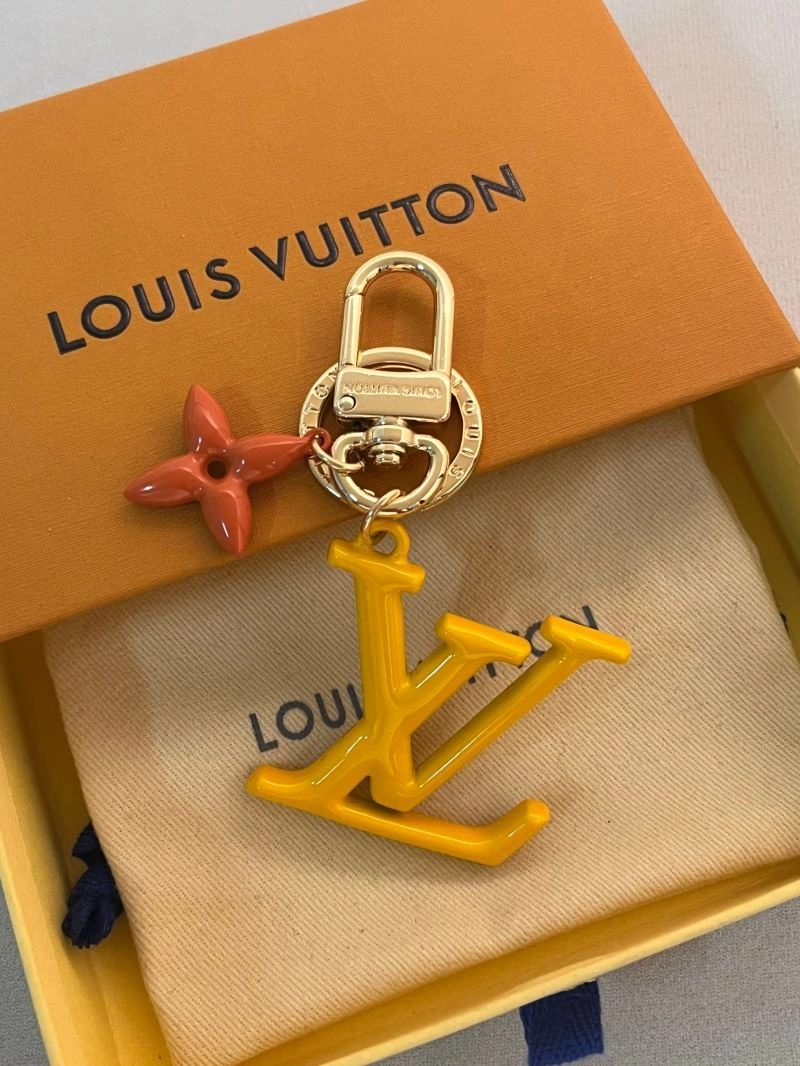 FashionForward Louis Vuitton Keychains 265903