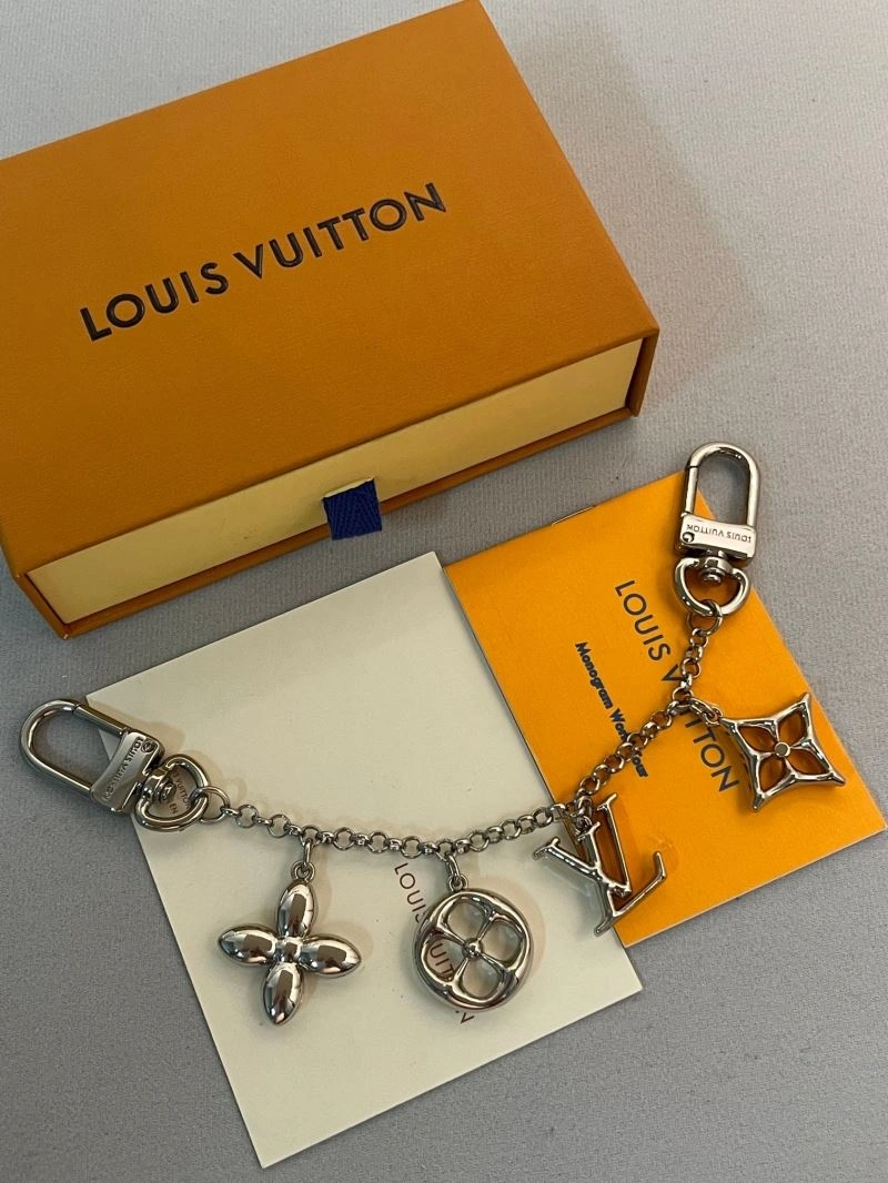 Sleek Louis Vuitton Keychains 265901