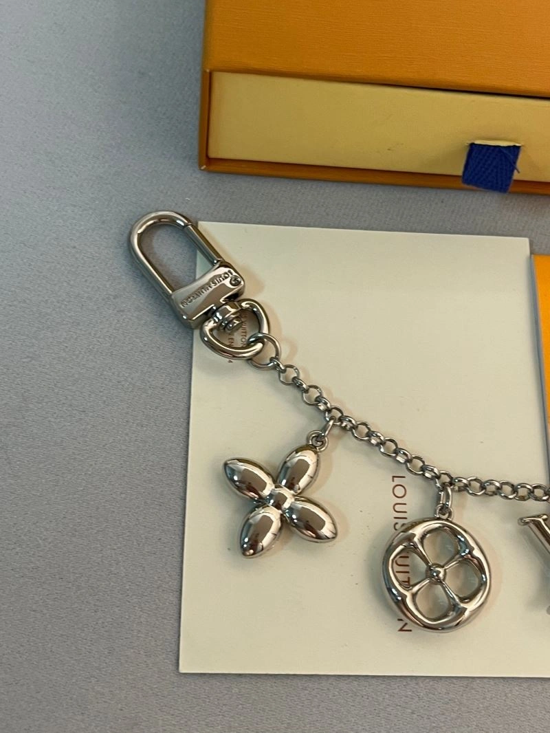 Sleek Louis Vuitton Keychains 265901