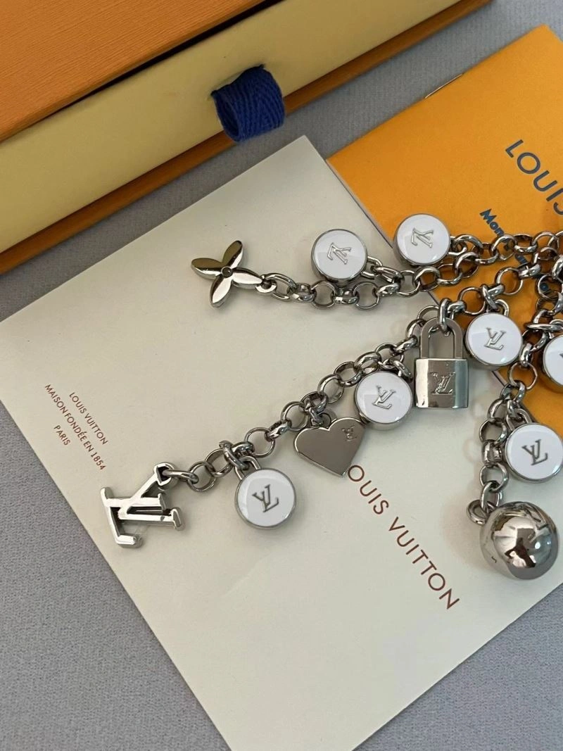 Premium Louis Vuitton Keychains 265875