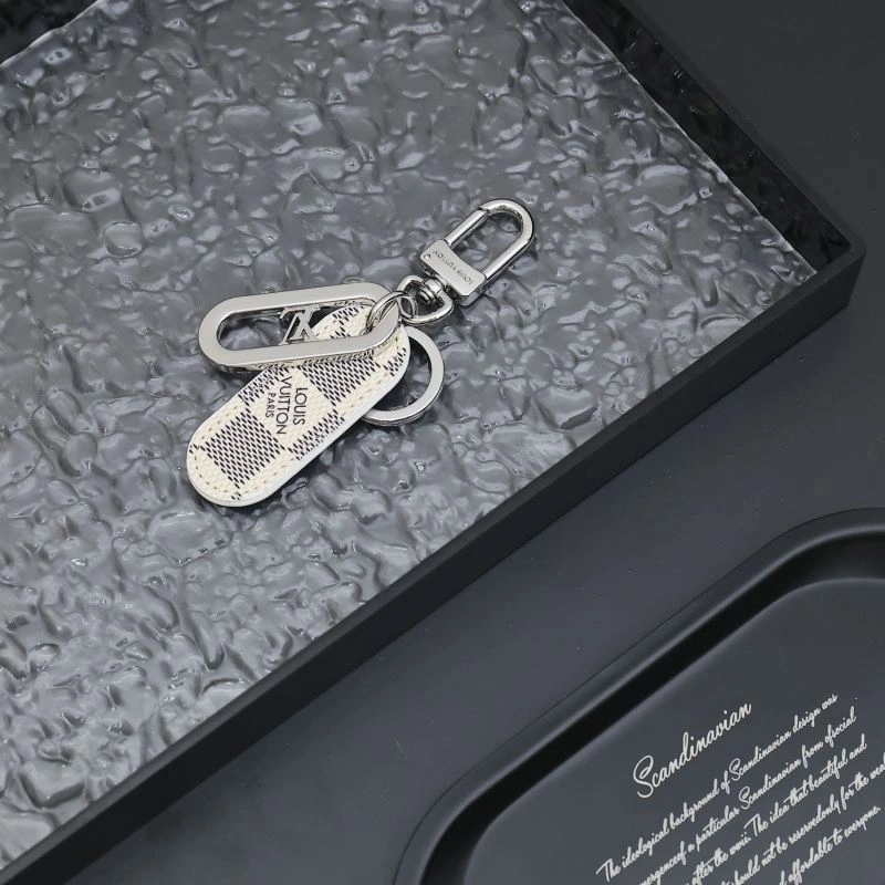 Louis Vuitton Keychains Elegant 267473