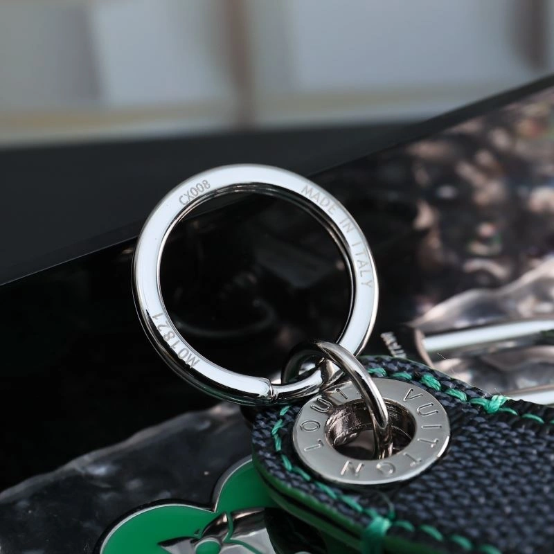 Lightweight Louis Vuitton Keychains 267437
